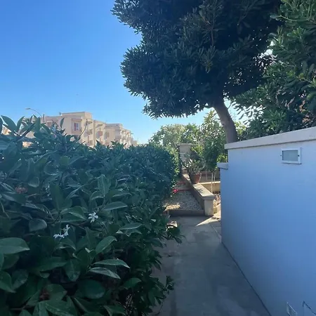 Le Cave Arbacani Dimora Con Patio E Giardino * غالّيبولي